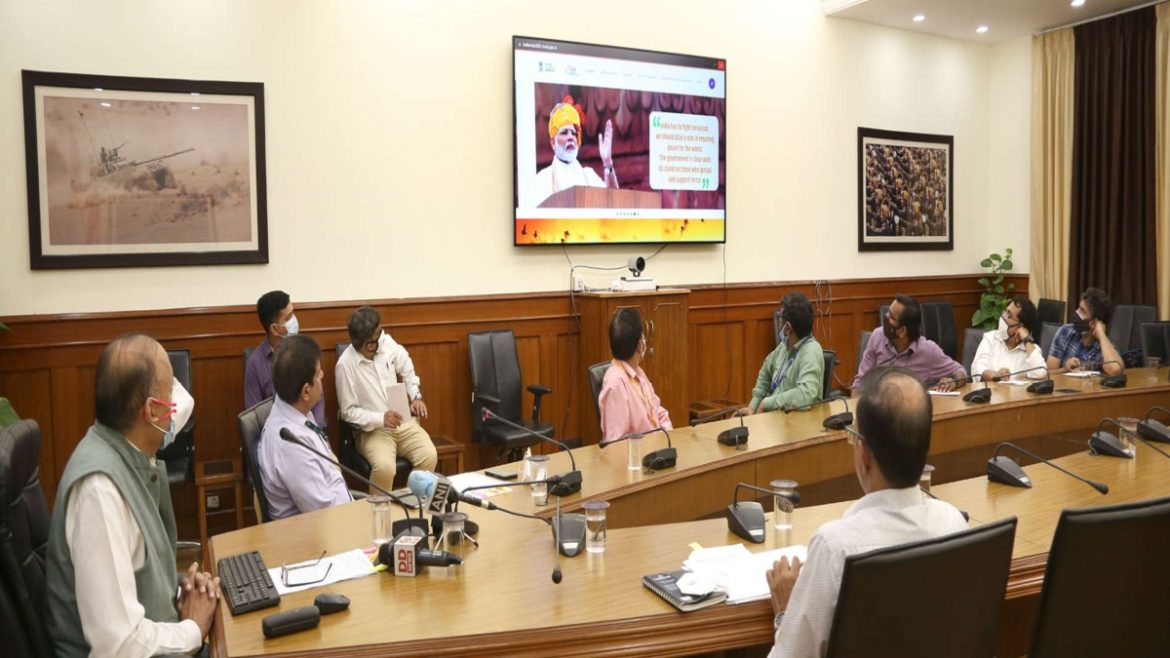 6e2a44fb_3831_P_3_mr-1